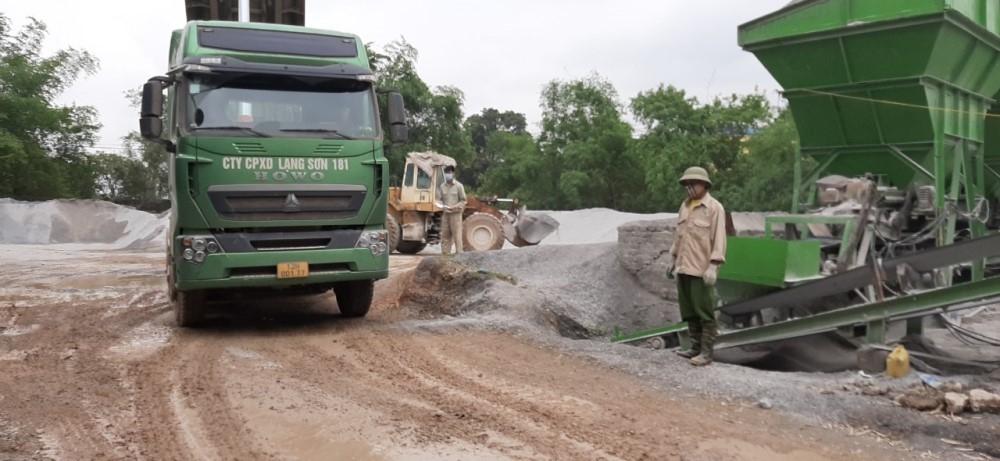 Bắc Giang: Bất chấp lệnh tháo dỡ, trạm trộn bê tông nhựa vẫn ngang nhiên hoạt động