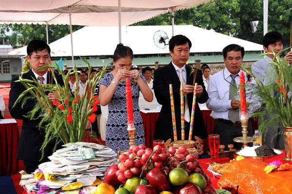 lễ hàn long mạch